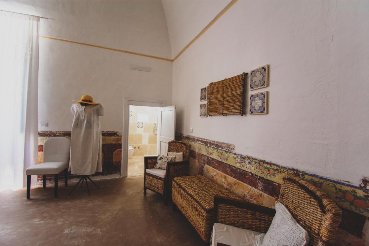 Masseria La Scalella - Fortificato 曼杜里亚 外观 照片